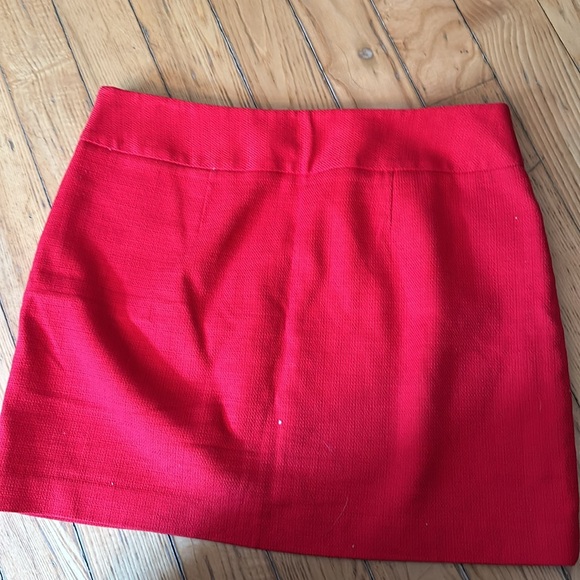 Ann Taylor Loft lined red skirt with side zipper - Picture 4 of 5